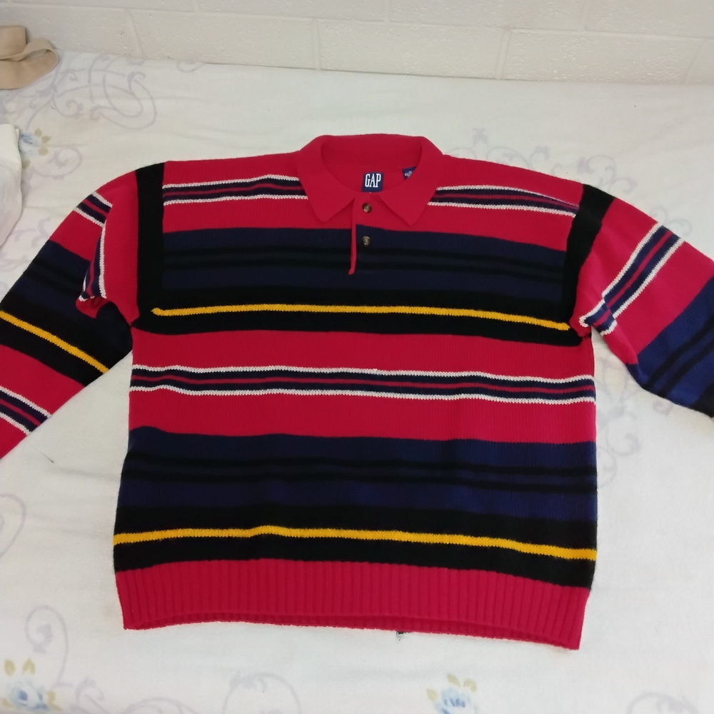 GAP Men's Red Striped Sweater